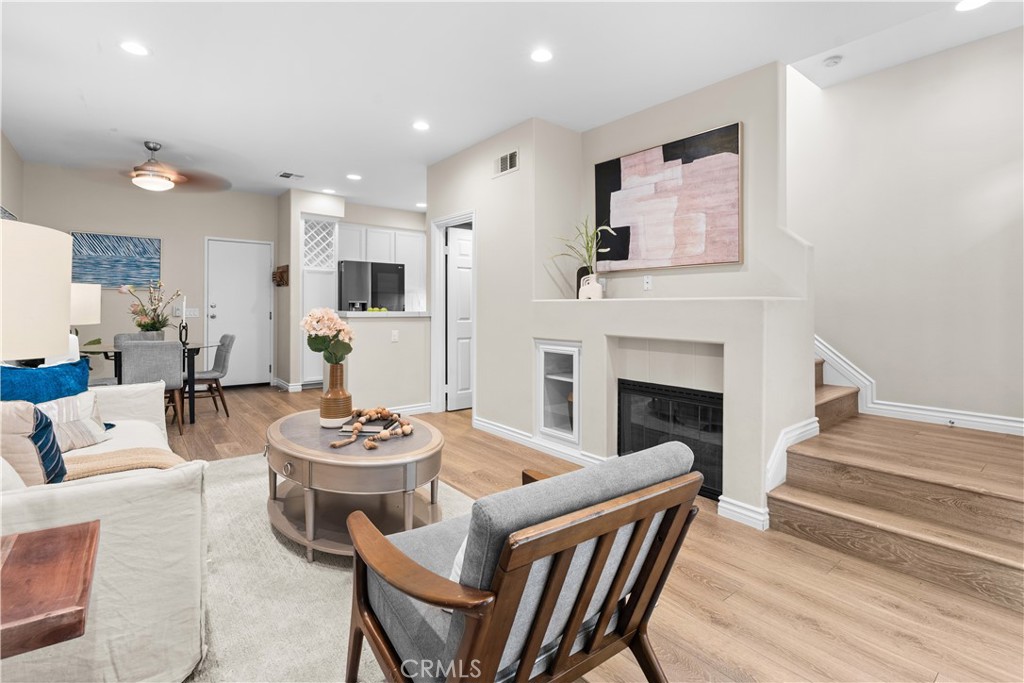835 S Taos Way, Anaheim CA 92808 - photo 2