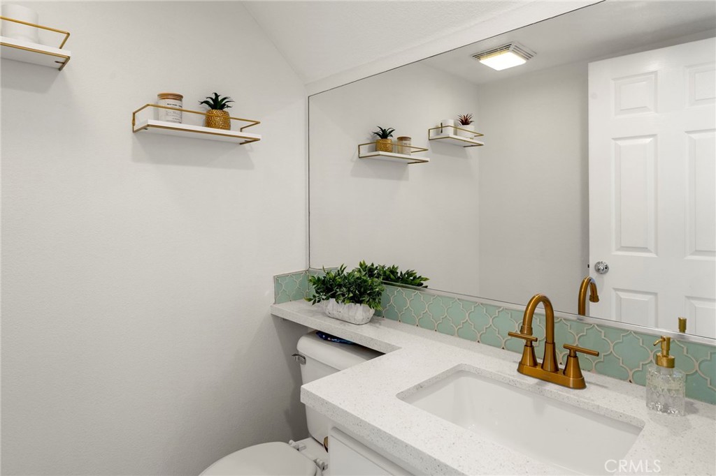 8362 E Truckee, Anaheim CA 92808 - photo 7