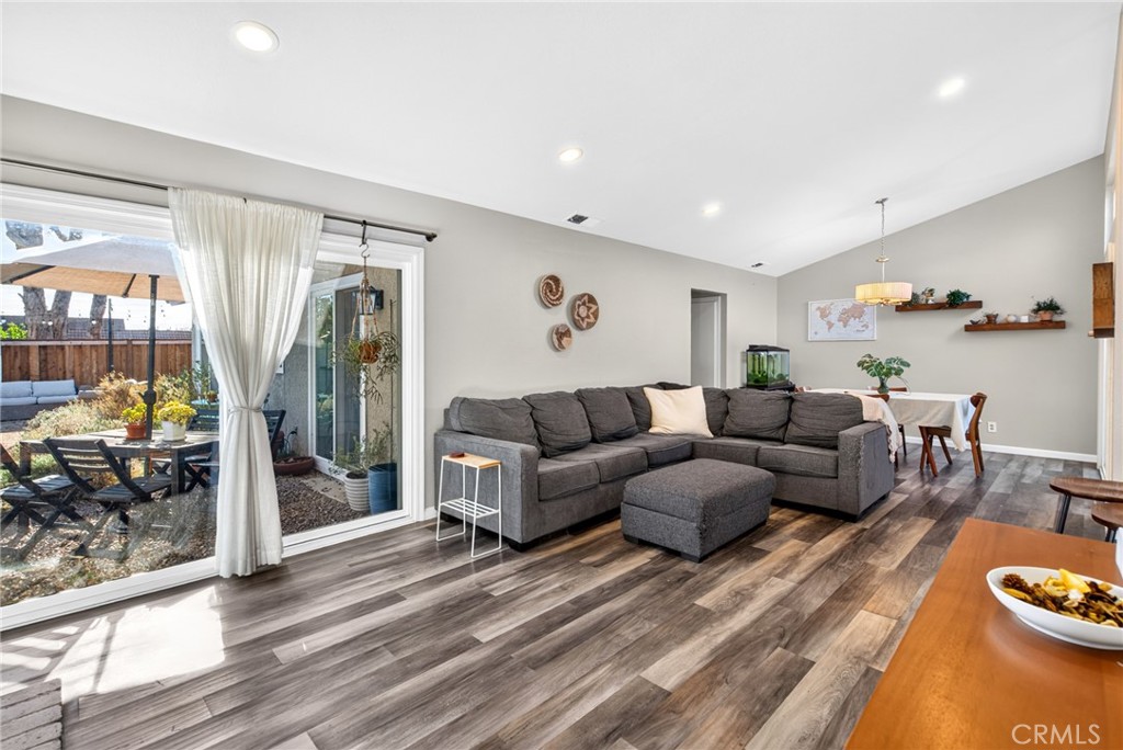 8433 E Saratoga, Anaheim CA 92808 - photo 5