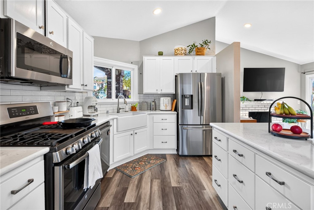 8433 E Saratoga, Anaheim CA 92808 - photo 11