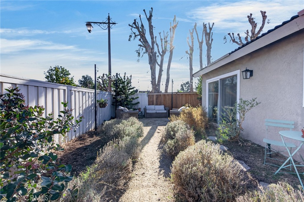 8433 E Saratoga, Anaheim CA 92808 - photo 30