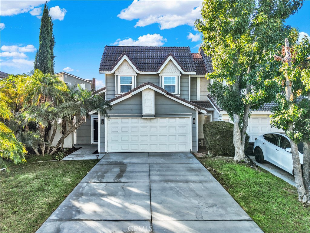 Extra long driveway - 8482 E Amberwood, Anaheim CA 92808 - photo 1