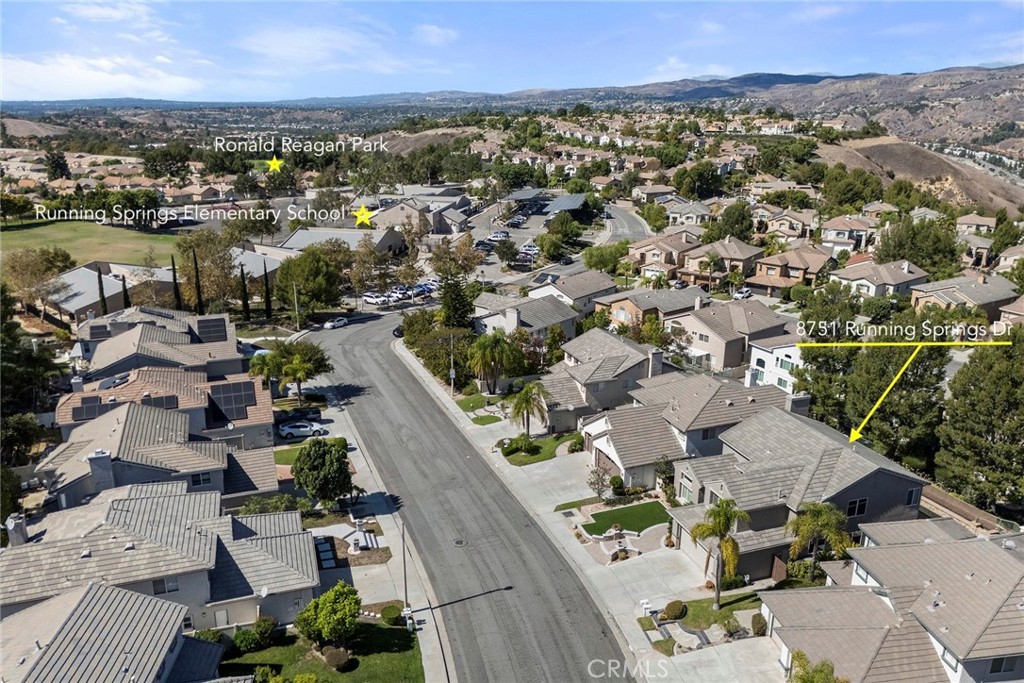 This picture shows the closeness of Running Springs School. - 8751 E Running Springs Drive, Anaheim Hills CA 92808 - photo 31