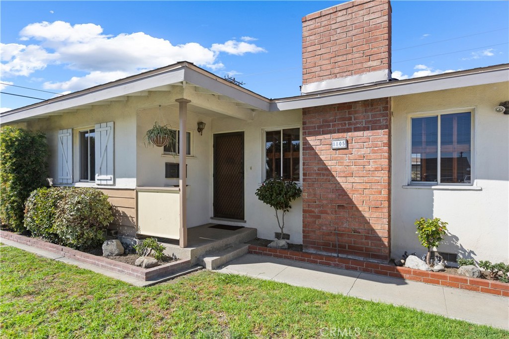 Front main entry - 8805 Stardust Lane, Anaheim CA 92804 - photo 10
