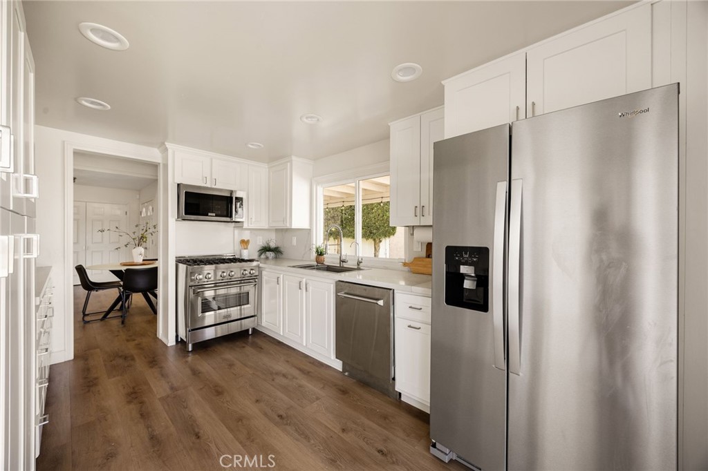 904 S Ridgecrest, Anaheim CA 92807 - photo 4