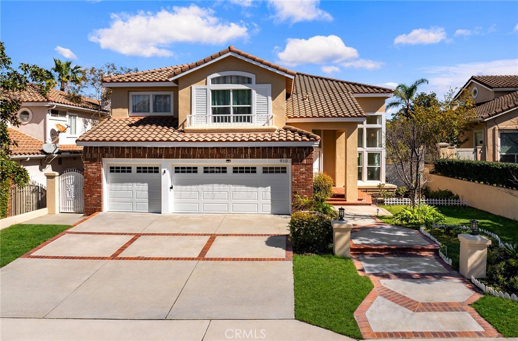 910 S Barton Court, Anaheim CA 92808 - photo 1
