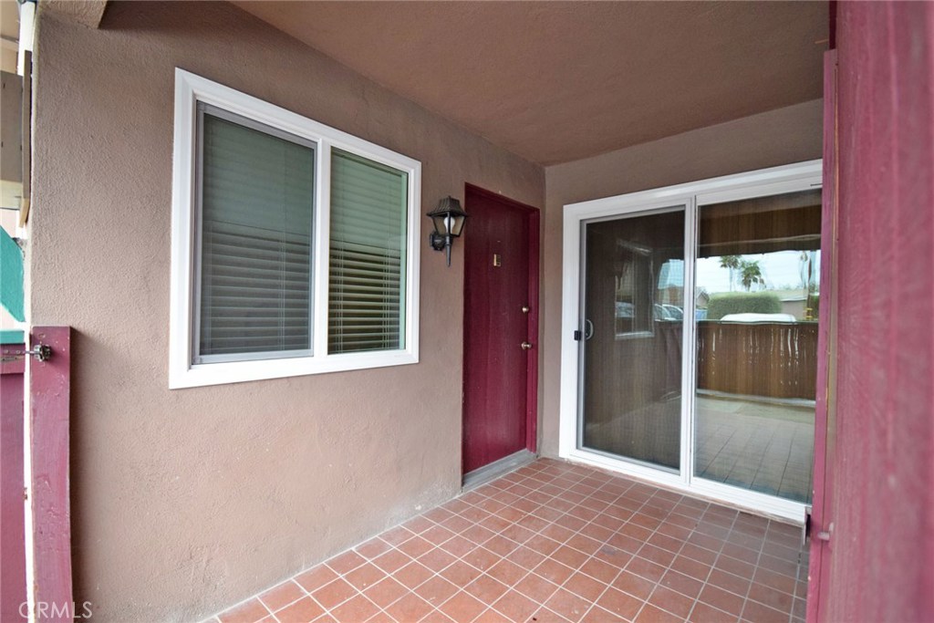 9166 Cerritos Avenue 2, Anaheim CA 92804 - photo 1