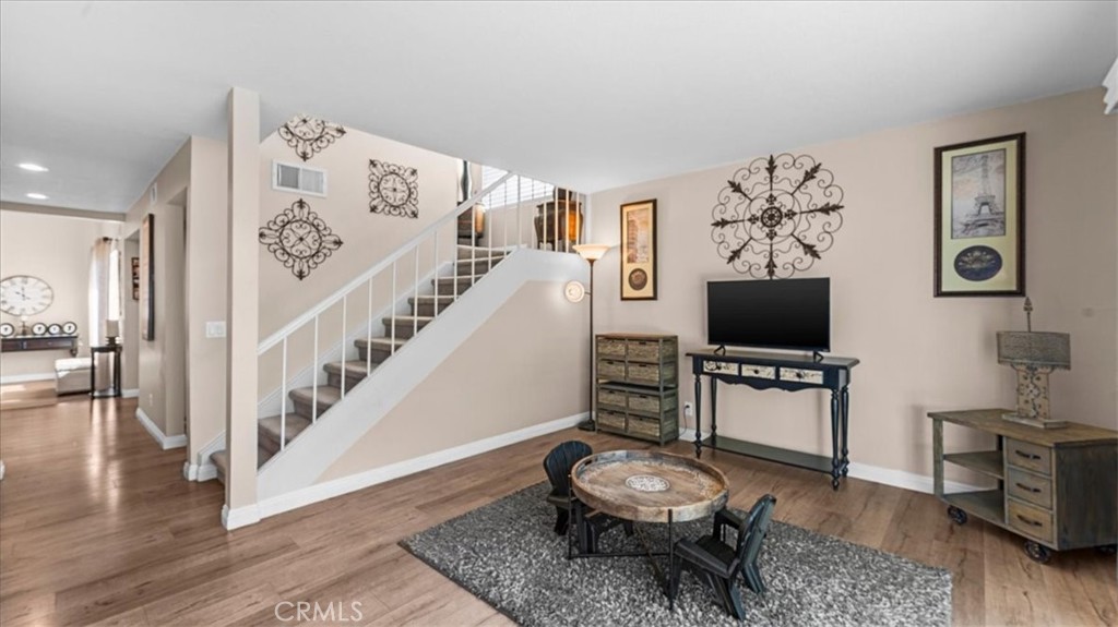 921 S Ridgecrest Circle, Anaheim CA 92807 - photo 5