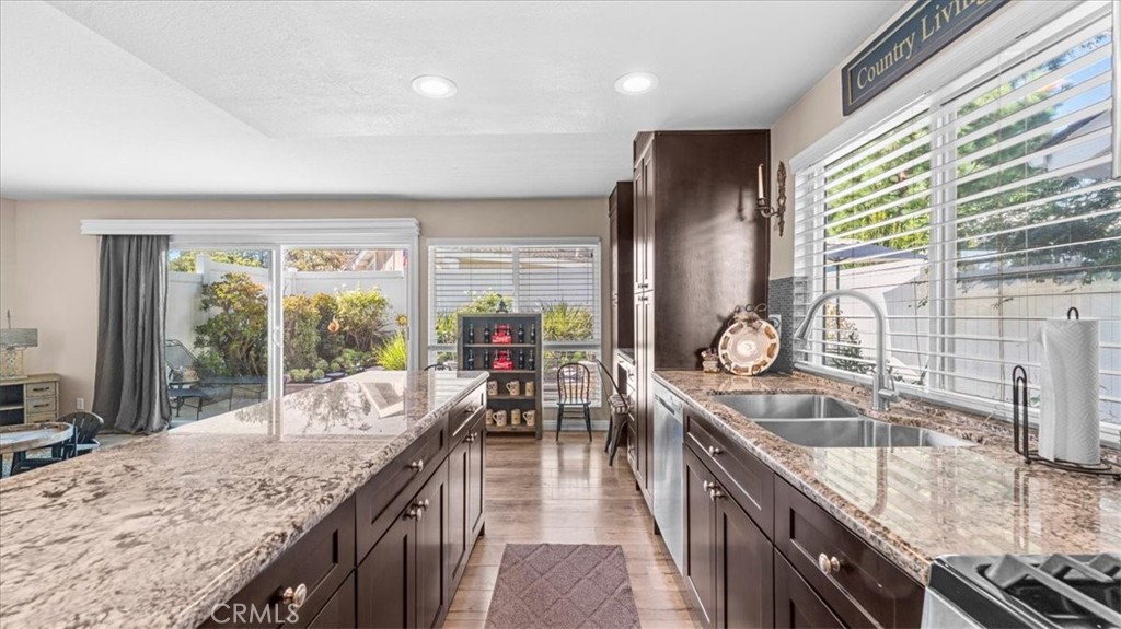 921 S Ridgecrest Circle, Anaheim CA 92807 - photo 10