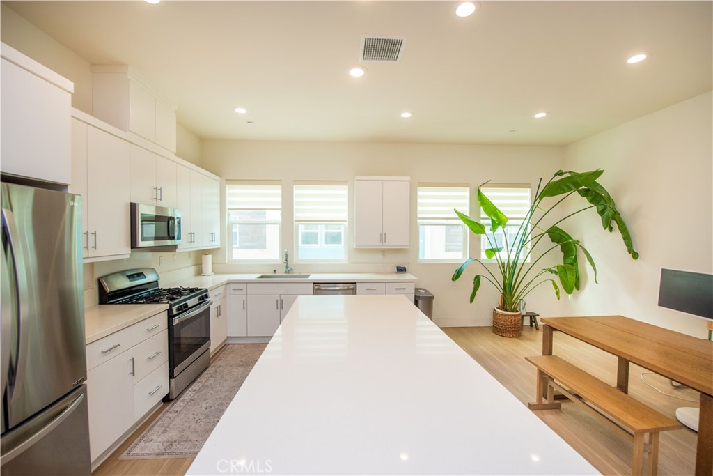 923 E Mason Lane 34, Anaheim CA 92805 - photo 13