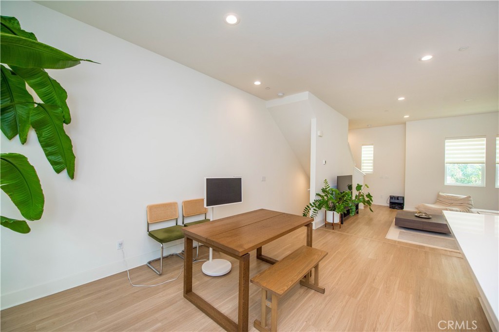 923 E Mason Lane 34, Anaheim CA 92805 - photo 18