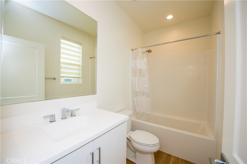 923 E Mason Lane 34, Anaheim CA 92805 - photo 24