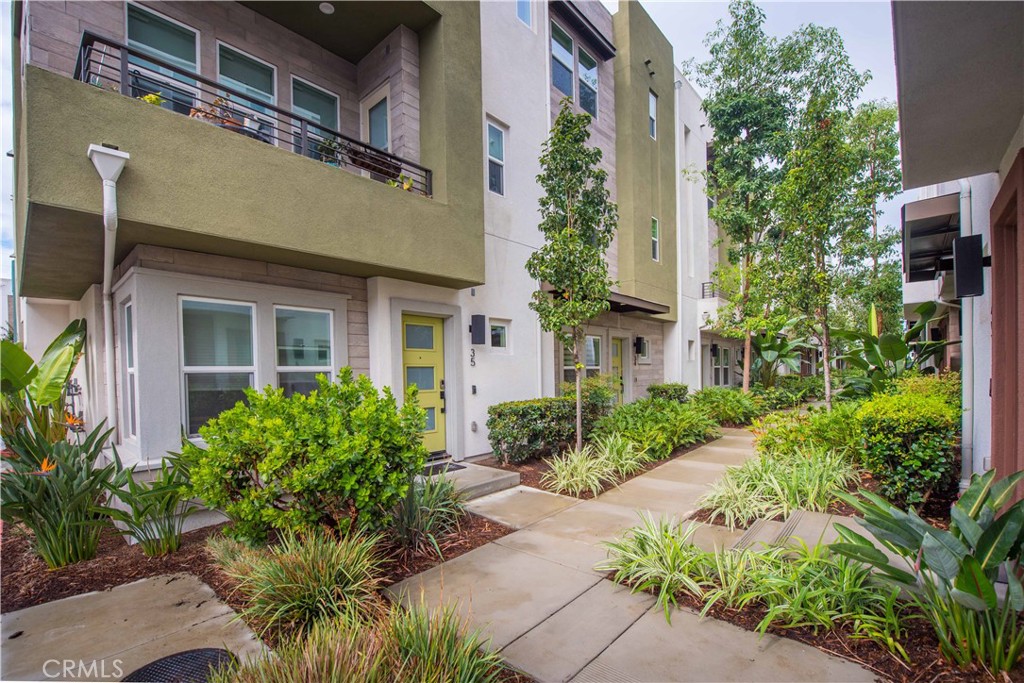 923 E Mason Lane 34, Anaheim CA 92805 - photo 43