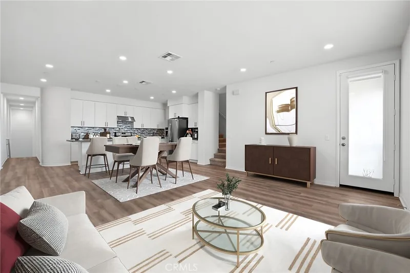 930 E Drapery Lane, Anaheim