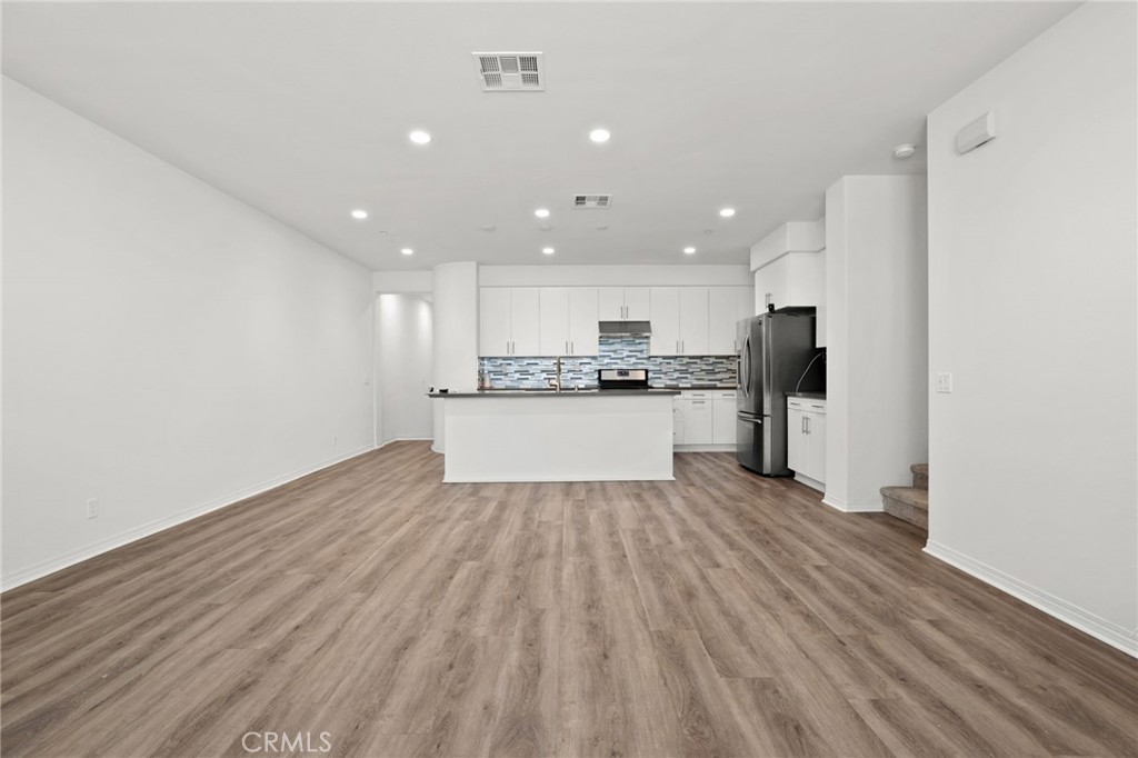 930 E Drapery Lane, Anaheim CA 92802 - photo 5