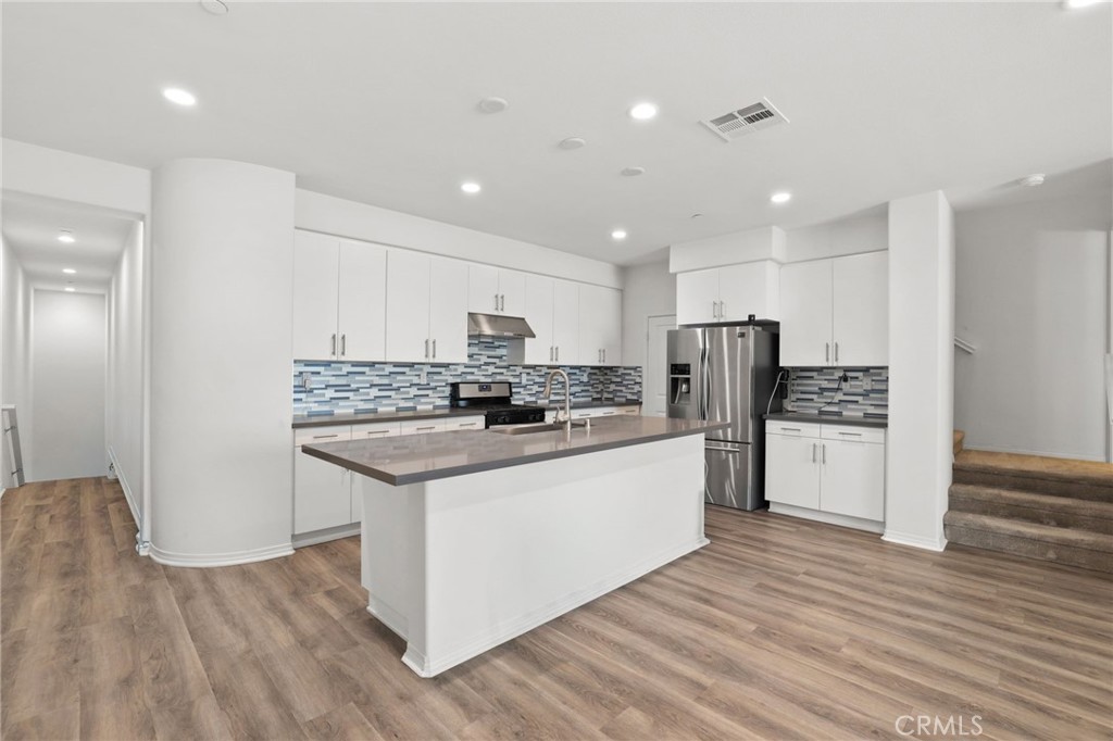 930 E Drapery Lane, Anaheim CA 92802 - photo 7