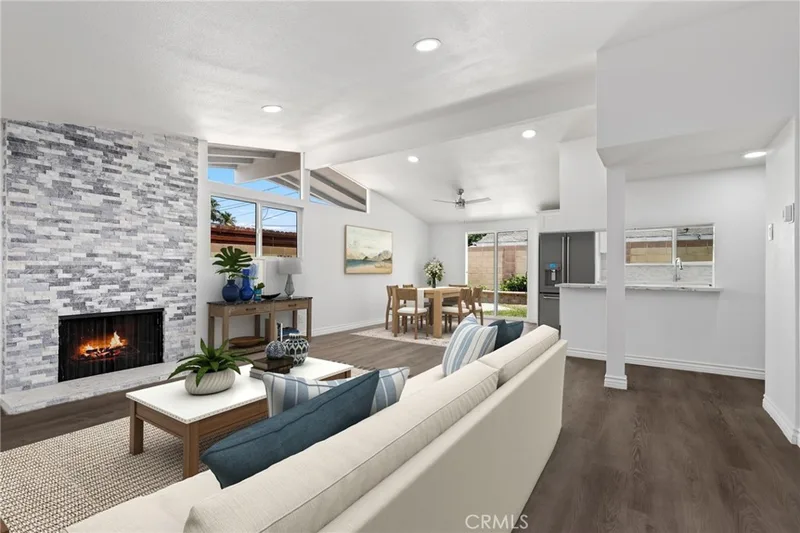 930 S Emerald Street, Anaheim, CA 92804