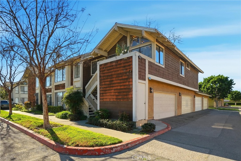 933 S Downey 20, Anaheim CA 92804 - photo 1