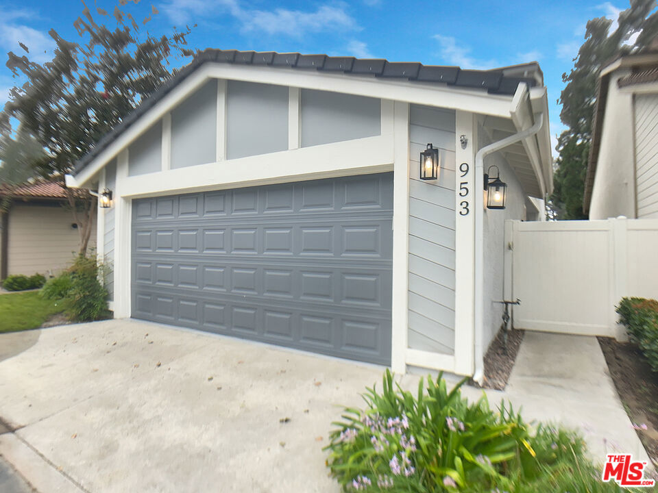 953 S Ridgecrest Circle, Anaheim CA 92807 - photo 1