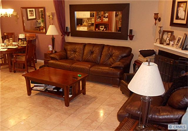 Spacious Living room - 9542 BALL Road 7, Anaheim CA 92804 - photo 1