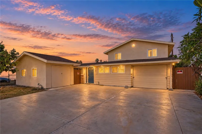 9581 Canton, Anaheim