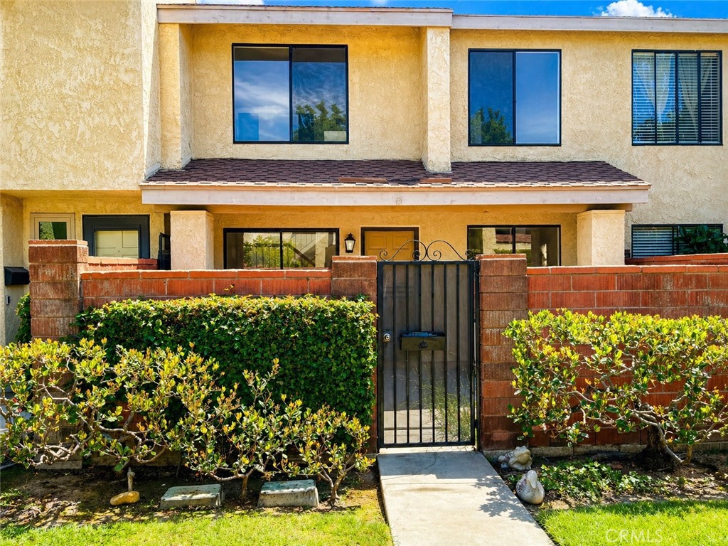 961 W Lamark, Anaheim CA 92802 - photo 1