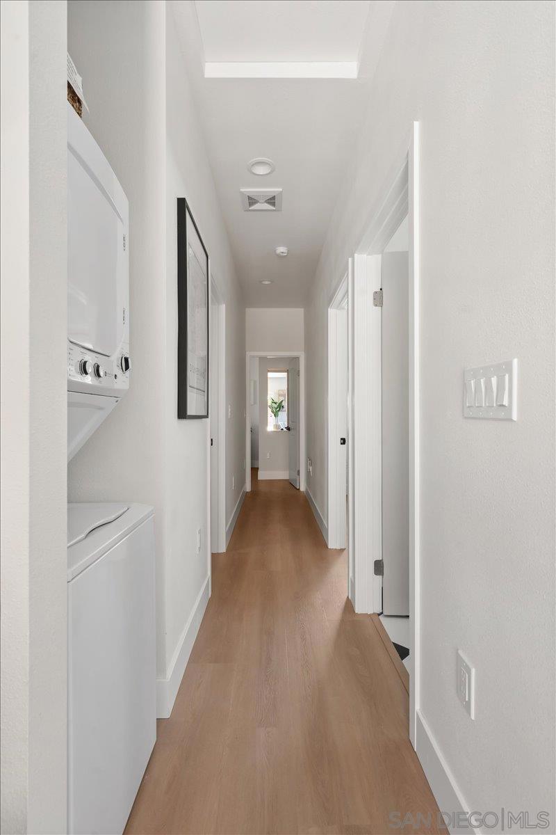 9682 Kennelly Ln, Anaheim CA 92804 - photo 41