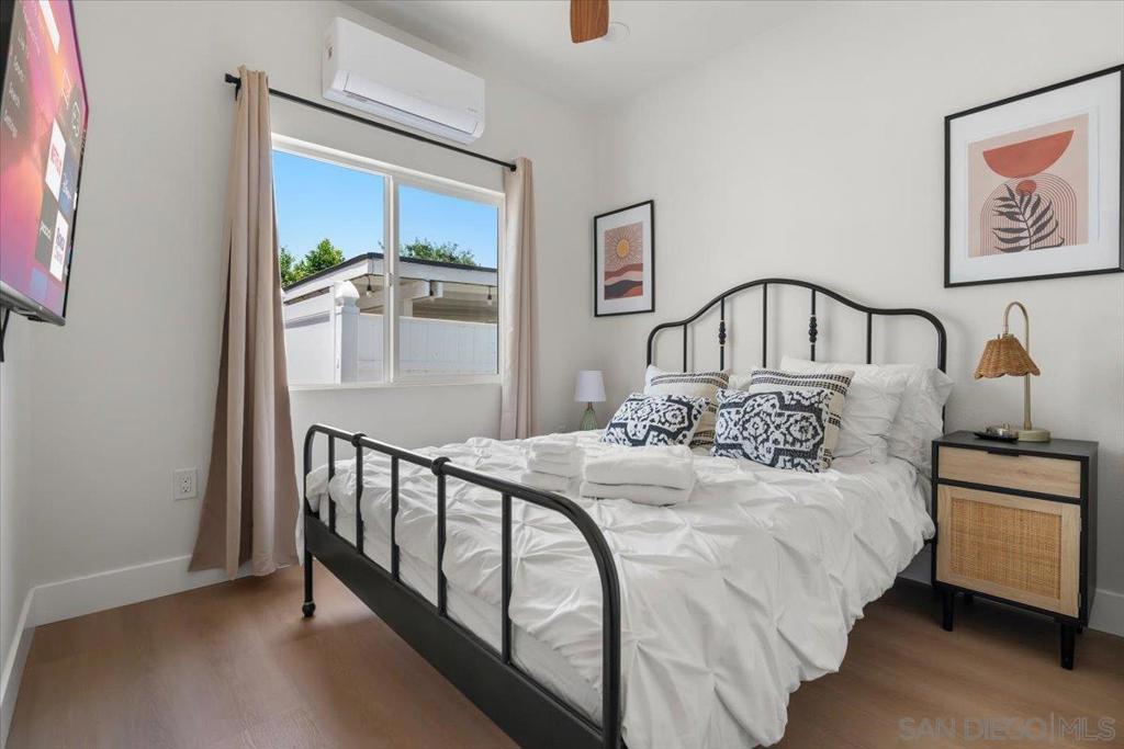 9682 Kennelly Ln, Anaheim CA 92804 - photo 48