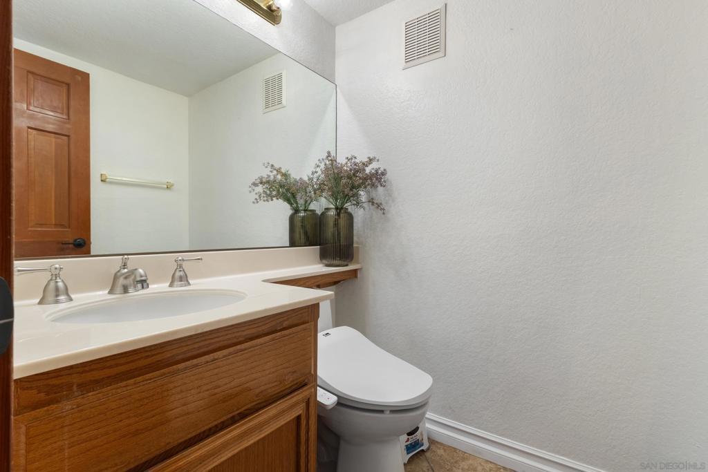 984 S Rim Crest Dr 7, Anaheim CA 92807 - photo 28
