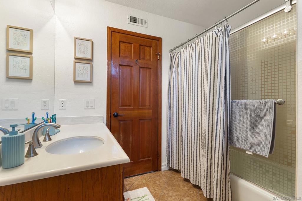 984 S Rim Crest Dr 7, Anaheim CA 92807 - photo 43