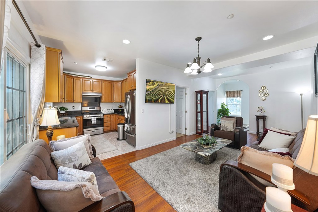 9882 W Broadway, Anaheim CA 92804 - photo 6