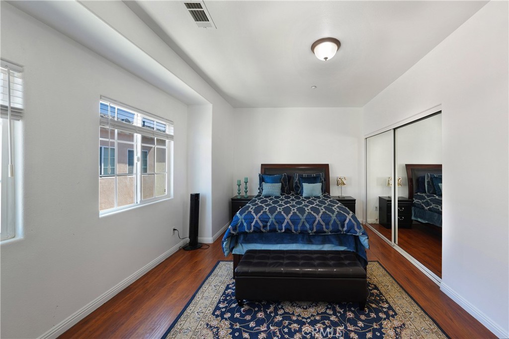9882 W Broadway, Anaheim CA 92804 - photo 15