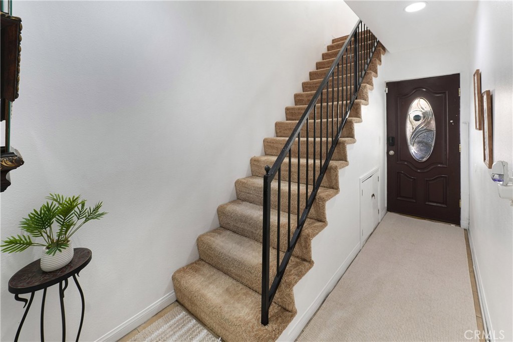 Front door entryway - 9882 W Broadway, Anaheim CA 92804 - photo 20