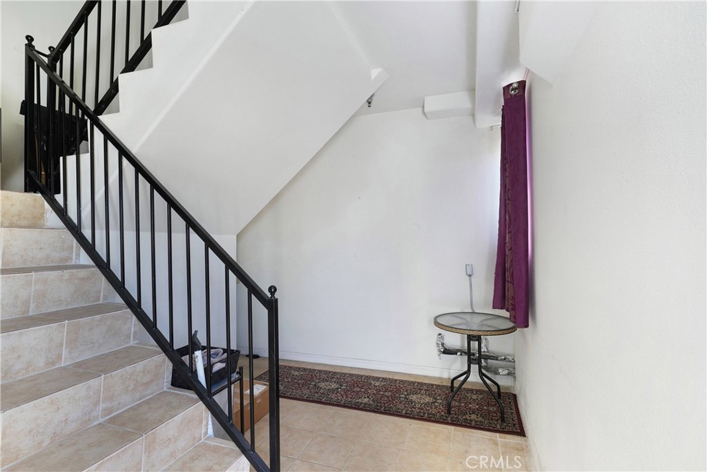 9882 W Broadway, Anaheim CA 92804 - photo 23