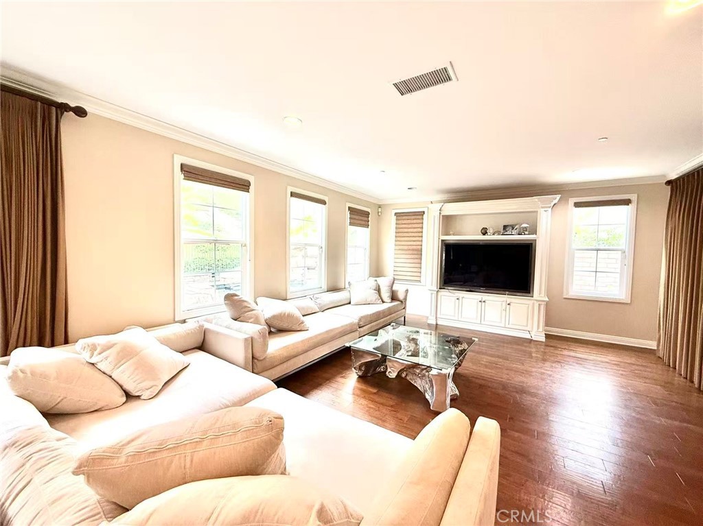 1009 Newhall Terrace, Brea CA 92821 - photo 2