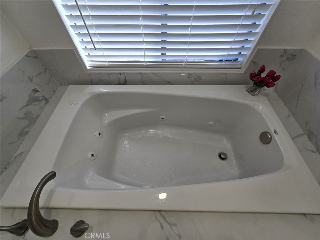 Jet-tub - 1051 Site Dr 112, Brea CA 92821 - photo 24