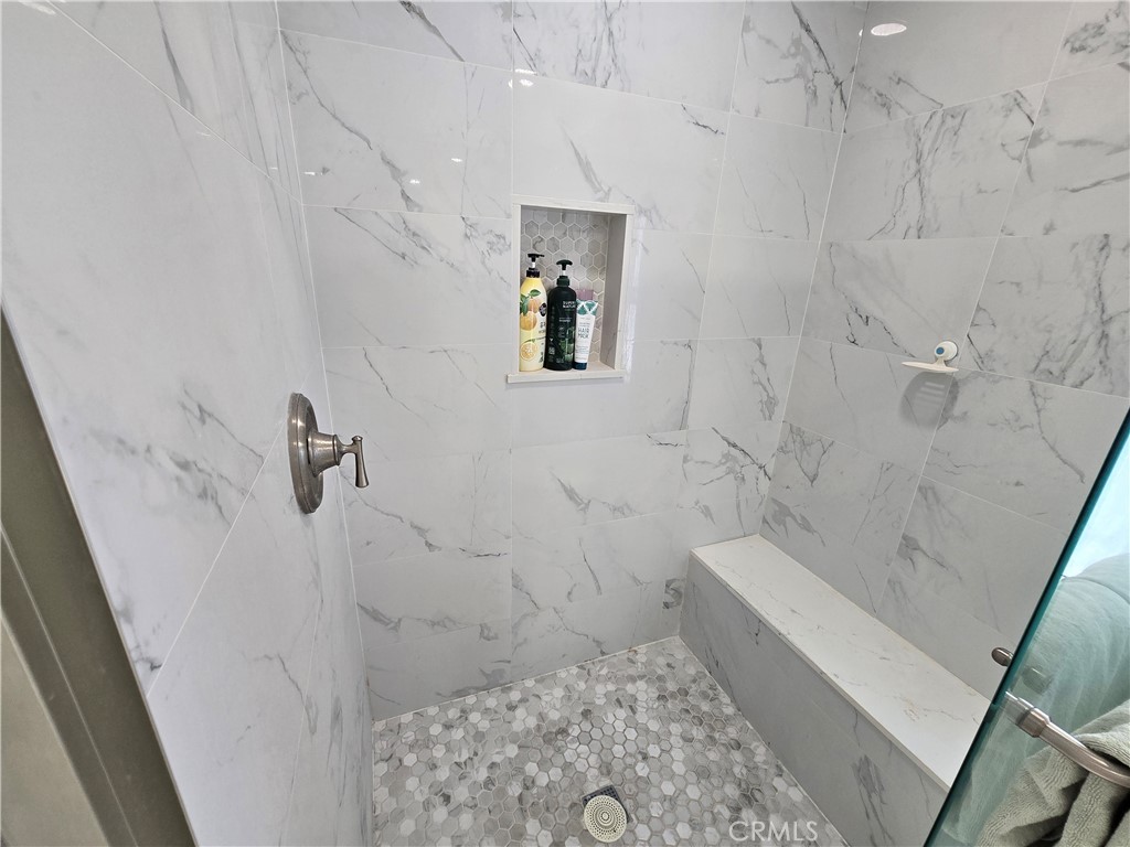 Walk-in shower - 1051 Site Dr 112, Brea CA 92821 - photo 26