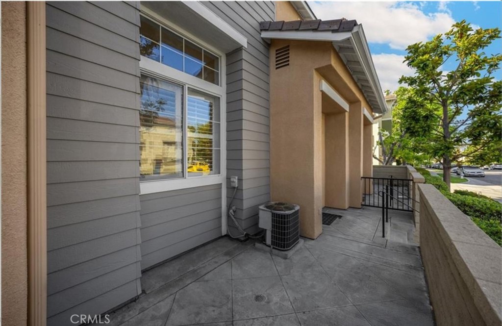 Inviting front door patio - 123 S Orange Ave, Brea CA 92821 - photo 4