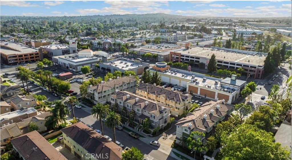 Close to downtown Brea - 123 S Orange Ave, Brea CA 92821 - photo 40