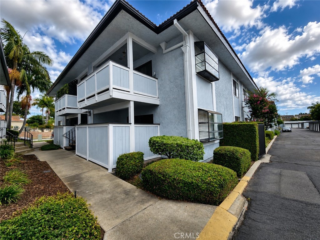 Welcome to 131 S Poplar Ave. 1st Floor End Unit. - 131 S Poplar Ave 26, Brea CA 92821 - photo 1