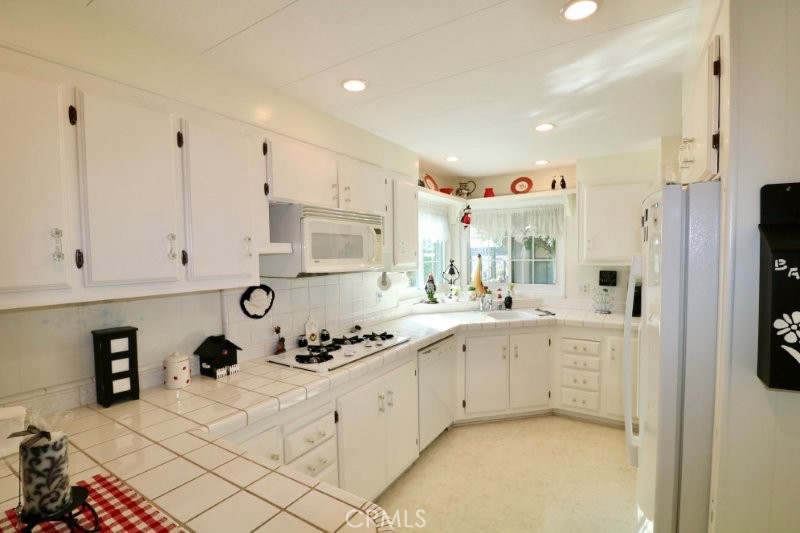 1346 Clear Lake Place 70, Brea CA 92821 - photo 30