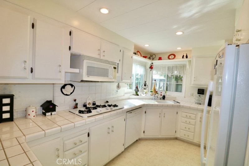1346 Clear Lake Place 70, Brea CA 92821 - photo 31