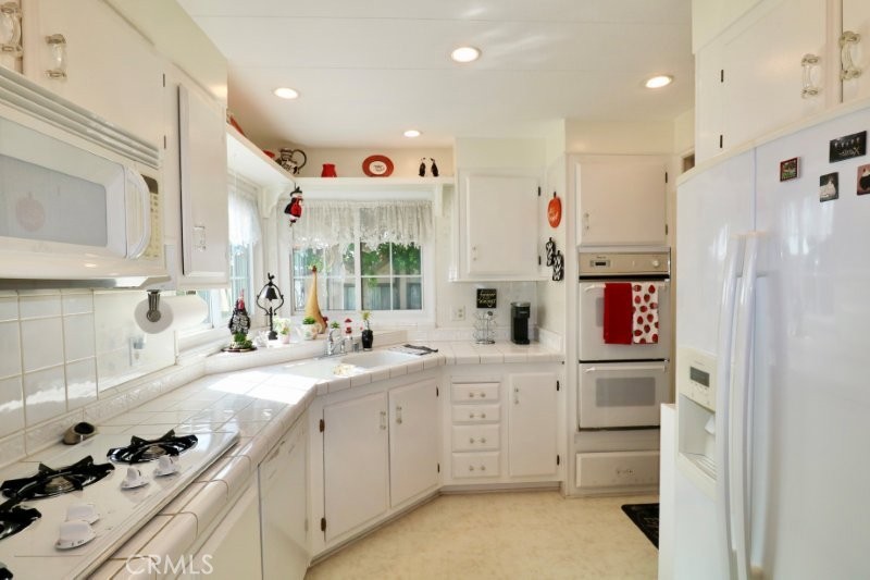 1346 Clear Lake Place 70, Brea CA 92821 - photo 32