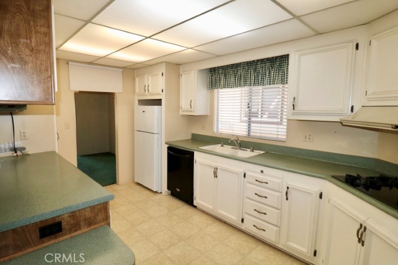 1351 Silver Lake Place 92, Brea CA 92821 - photo 31