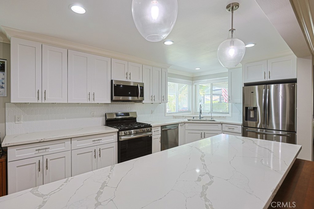 kitchen Island - 1361 Canyon Lake 58, Brea CA 92821 - photo 7