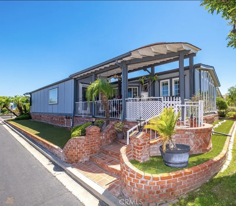 1362 Silver Lake Place, Brea