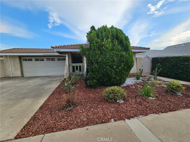 1854 W Skywood, Brea