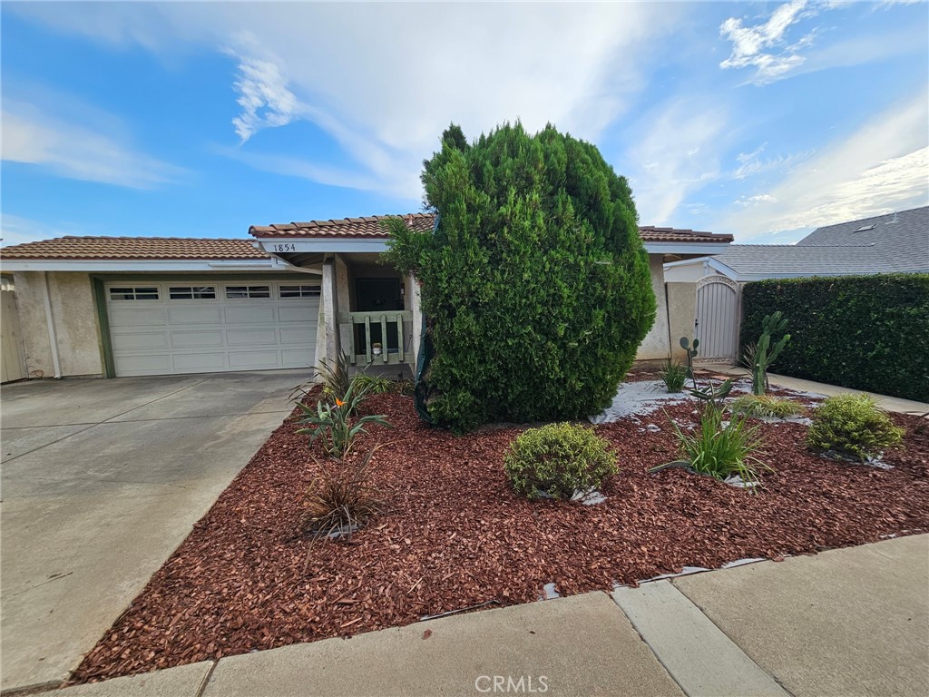 Fresh Landscape - 1854 W Skywood, Brea CA 92821 - photo 1