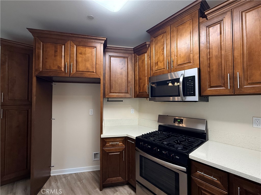 242 S Redwood C, Brea CA 92821 - photo 1