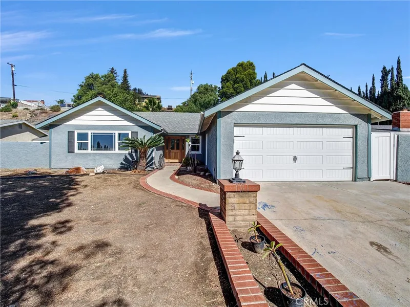 351 Glenoaks, Brea, CA 92821